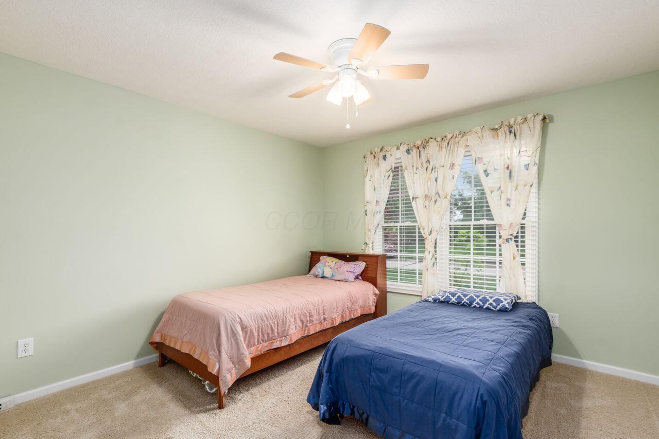 4409 Gary Way, Hilliard, Ohio image 19