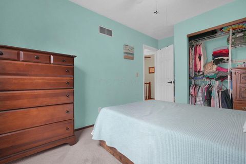 Tiny photo for 426 Alison Court, Lancaster, OH 43130 (MLS # 226000705)