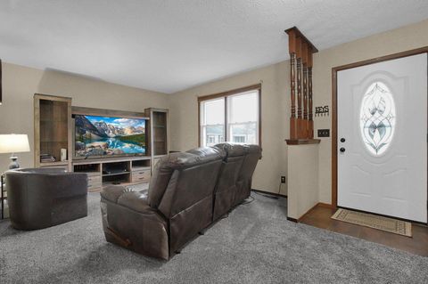 Tiny photo for 426 Alison Court, Lancaster, OH 43130 (MLS # 226000705)