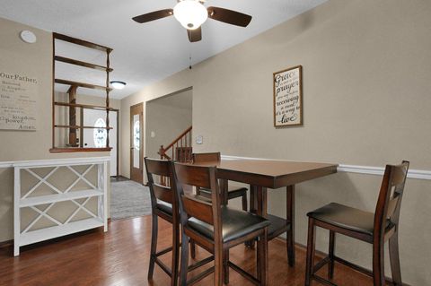 Tiny photo for 426 Alison Court, Lancaster, OH 43130 (MLS # 226000705)