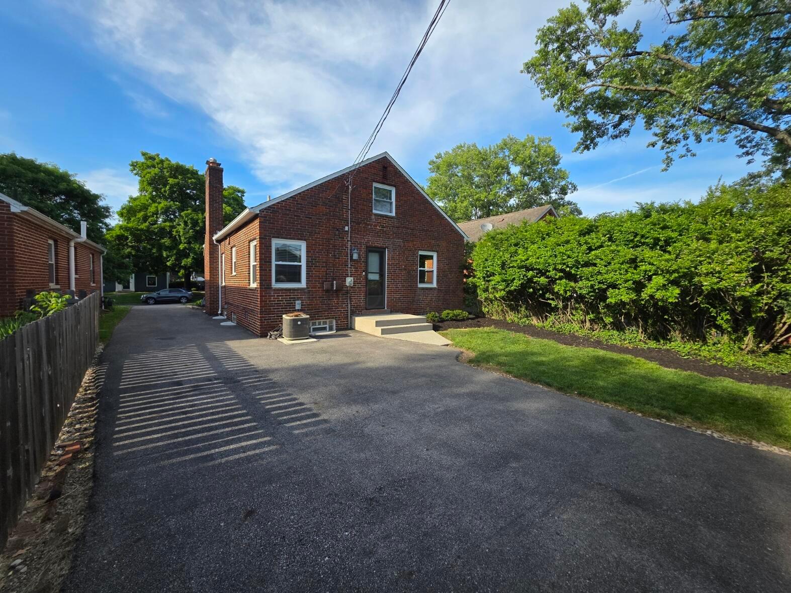 121 E Beechwold Boulevard