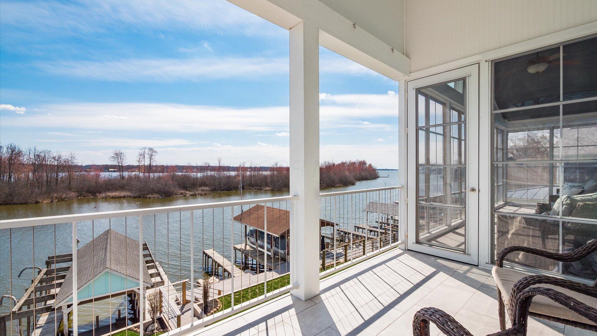 300 Cranberry Lane, Buckeye Lake, Ohio image 39