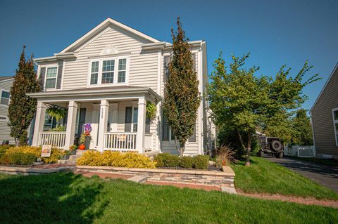 Tiny photo for 1426 Scotsman Drive, Grove City, OH 43123 (MLS # 226002965)