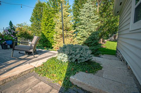 Tiny photo for 1426 Scotsman Drive, Grove City, OH 43123 (MLS # 226002965)