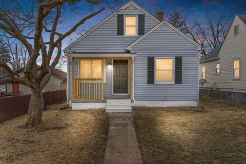 Photo of 1204 Loretta Avenue, Columbus, OH 43211 (MLS # 226005418)