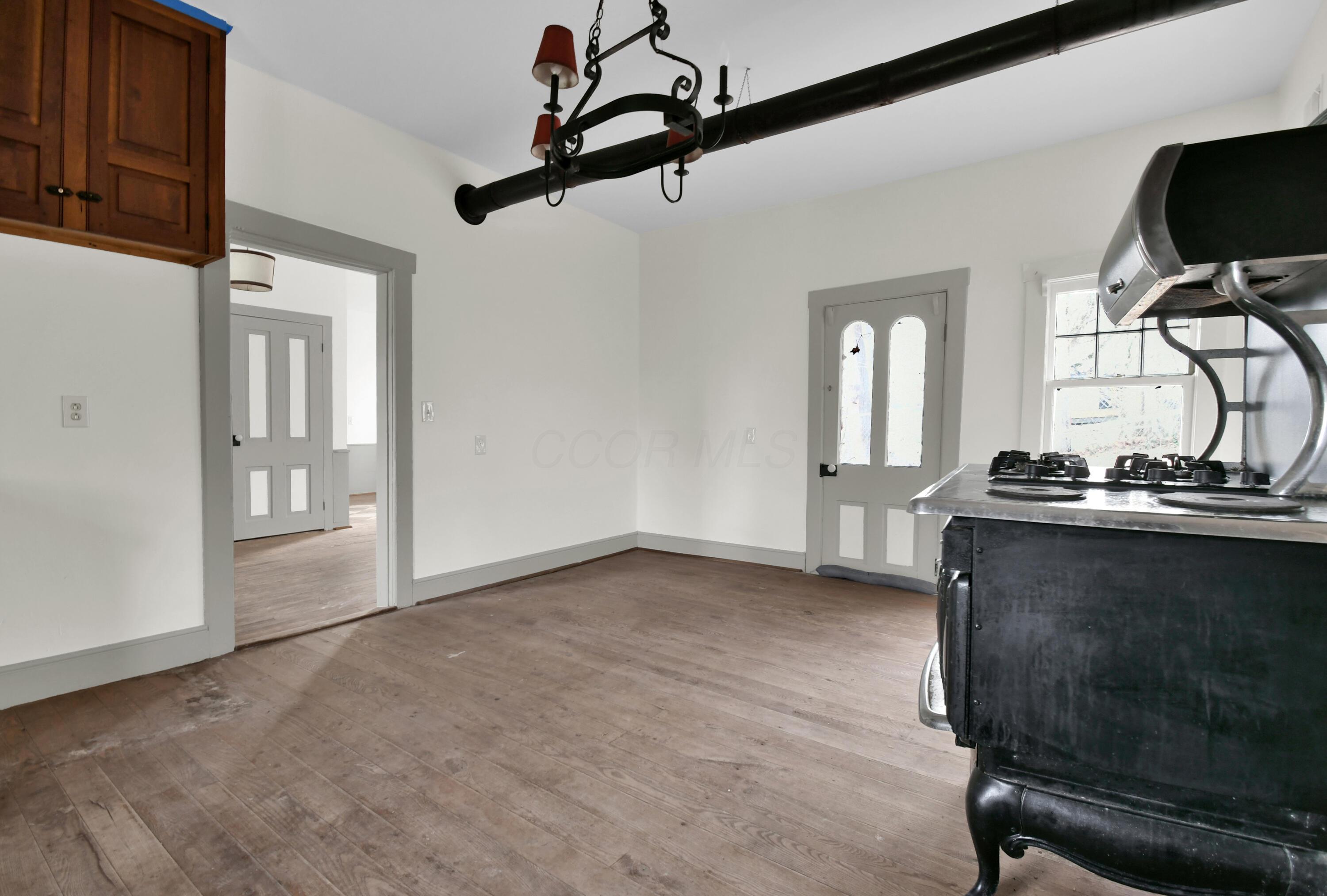 7053 Columbus Road, Mount Liberty, Ohio image 21