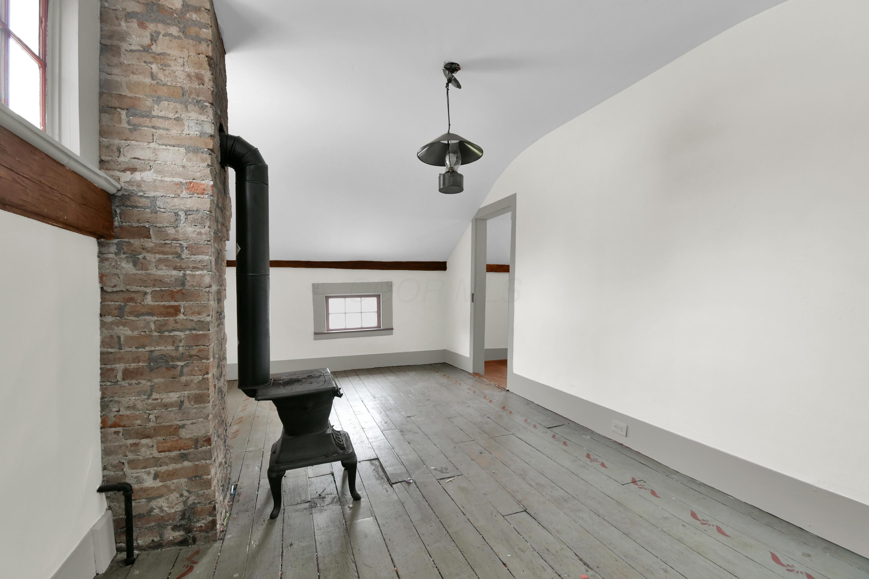 7053 Columbus Road, Mount Liberty, Ohio image 15