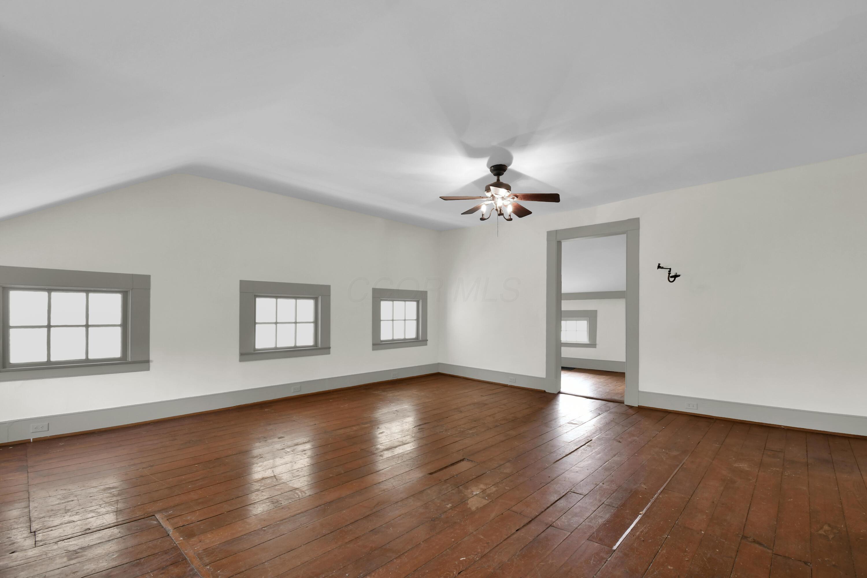 7053 Columbus Road, Mount Liberty, Ohio image 4