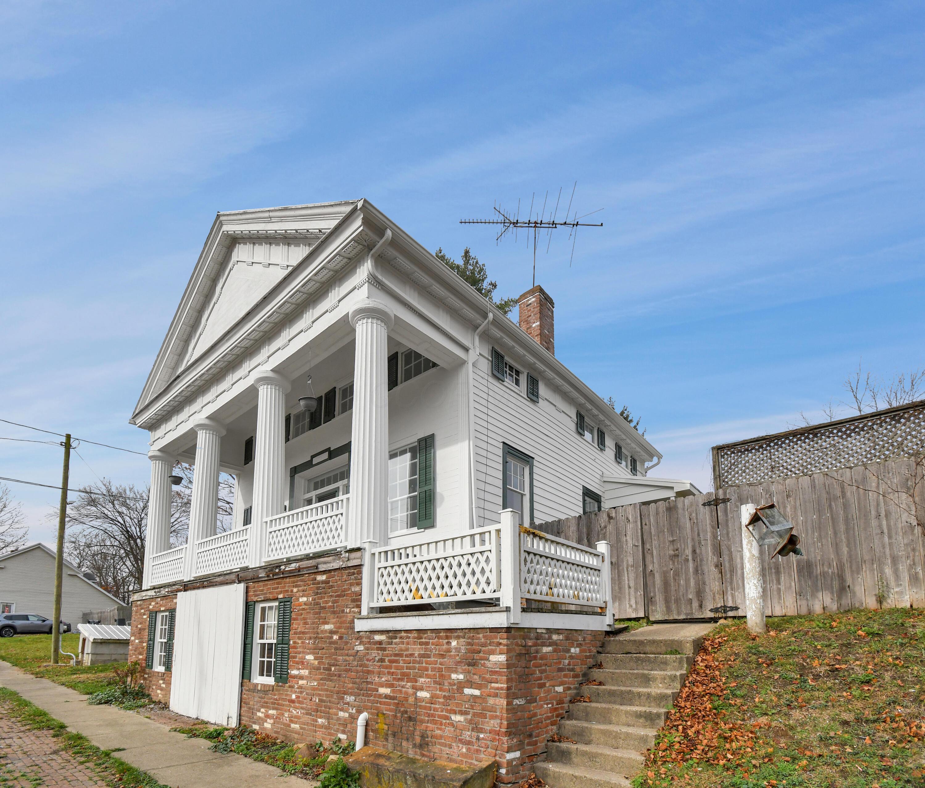 7053 Columbus Road, Mount Liberty, Ohio image 2