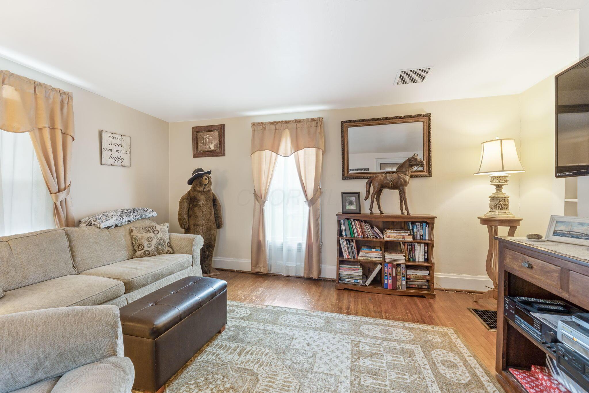 281 E Central Avenue, Delaware, Ohio image 33