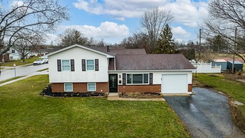 Photo of 866 Brookdale Drive, West Jefferson, OH 43162 (MLS # 226001499)