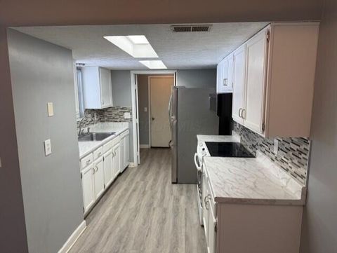 Tiny photo for 5491 Parkshire Drive, Columbus, OH 43229 (MLS # 226003089)