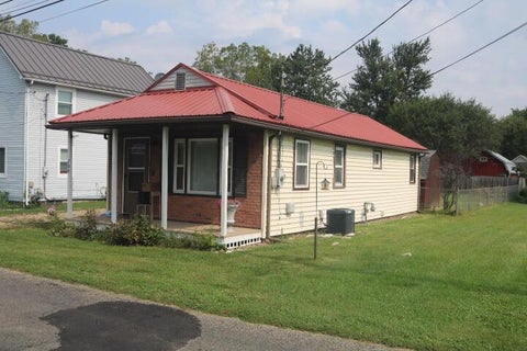Homes For Sale - 704 Broadway Street<br/> Mount Vernon, OH 43050