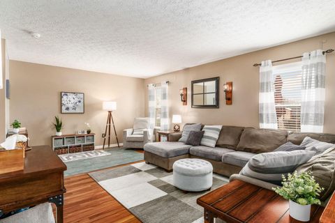 Tiny photo for 411 Broadview Court, Pataskala, OH 43062 (MLS # 226003258)