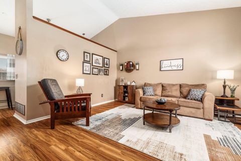 Tiny photo for 411 Broadview Court, Pataskala, OH 43062 (MLS # 226003258)