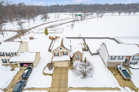 Tiny photo for 411 Broadview Court, Pataskala, OH 43062 (MLS # 226003258)