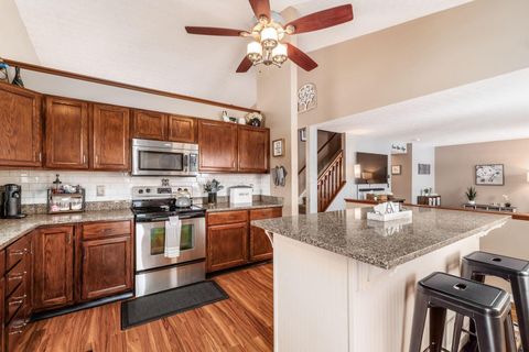 Tiny photo for 411 Broadview Court, Pataskala, OH 43062 (MLS # 226003258)