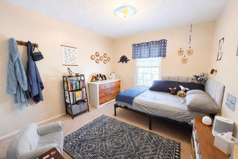 Tiny photo for 411 Broadview Court, Pataskala, OH 43062 (MLS # 226003258)