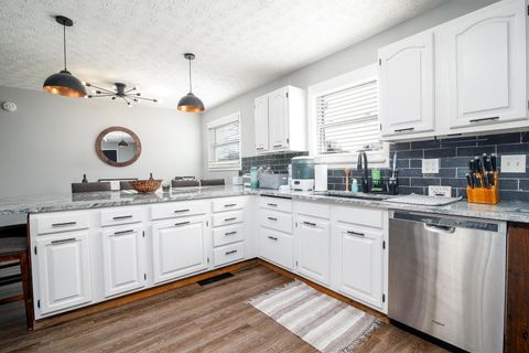 Tiny photo for 225 Edwards Road, Circleville, OH 43113 (MLS # 226001961)