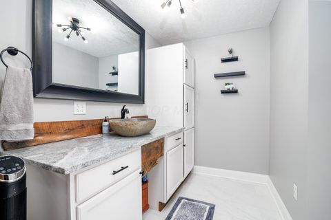 Tiny photo for 225 Edwards Road, Circleville, OH 43113 (MLS # 226001961)