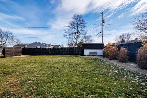 Tiny photo for 225 Edwards Road, Circleville, OH 43113 (MLS # 226001961)