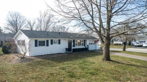 Tiny photo for 225 Edwards Road, Circleville, OH 43113 (MLS # 226001961)