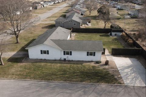 Tiny photo for 225 Edwards Road, Circleville, OH 43113 (MLS # 226001961)
