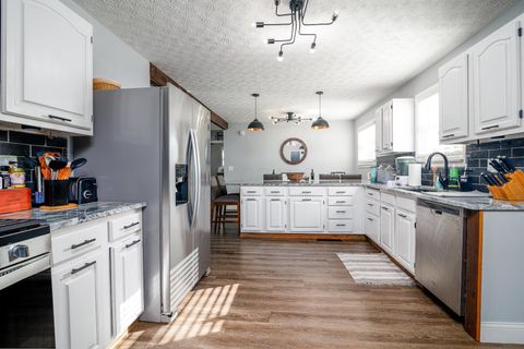 Tiny photo for 225 Edwards Road, Circleville, OH 43113 (MLS # 226001961)