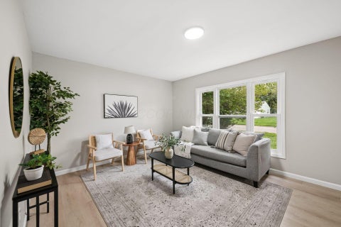 Tiny photo for 1382 Grovewood Drive, Columbus, OH 43207 (MLS # 226036387)