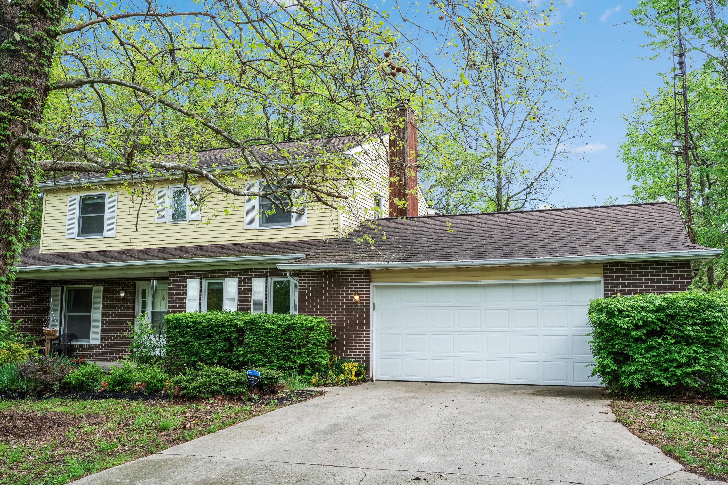 3210 Buttermilk Hill Road, Radnor, Ohio image 2