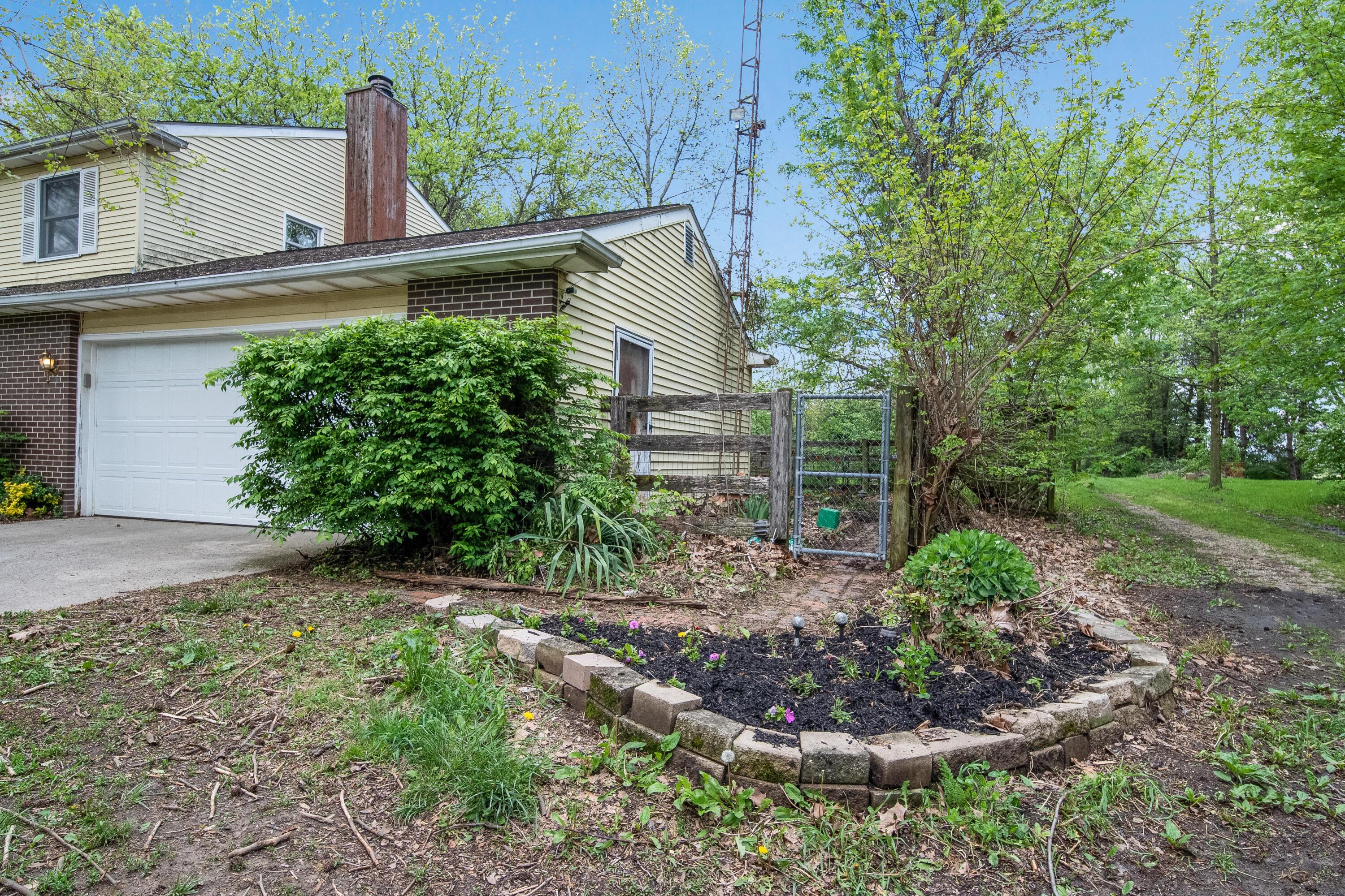 3210 Buttermilk Hill Road, Radnor, Ohio image 48
