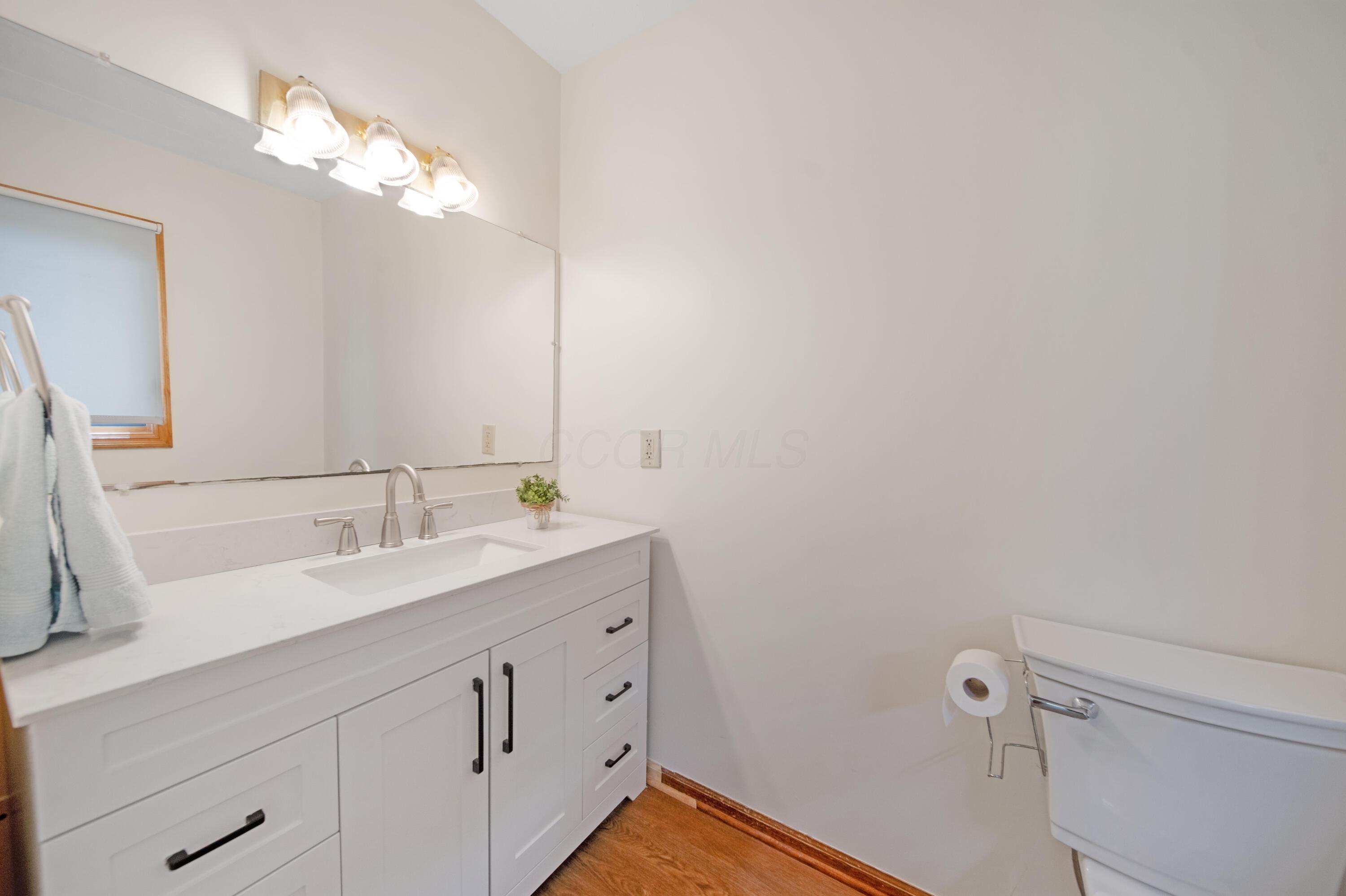 3210 Buttermilk Hill Road, Radnor, Ohio image 37