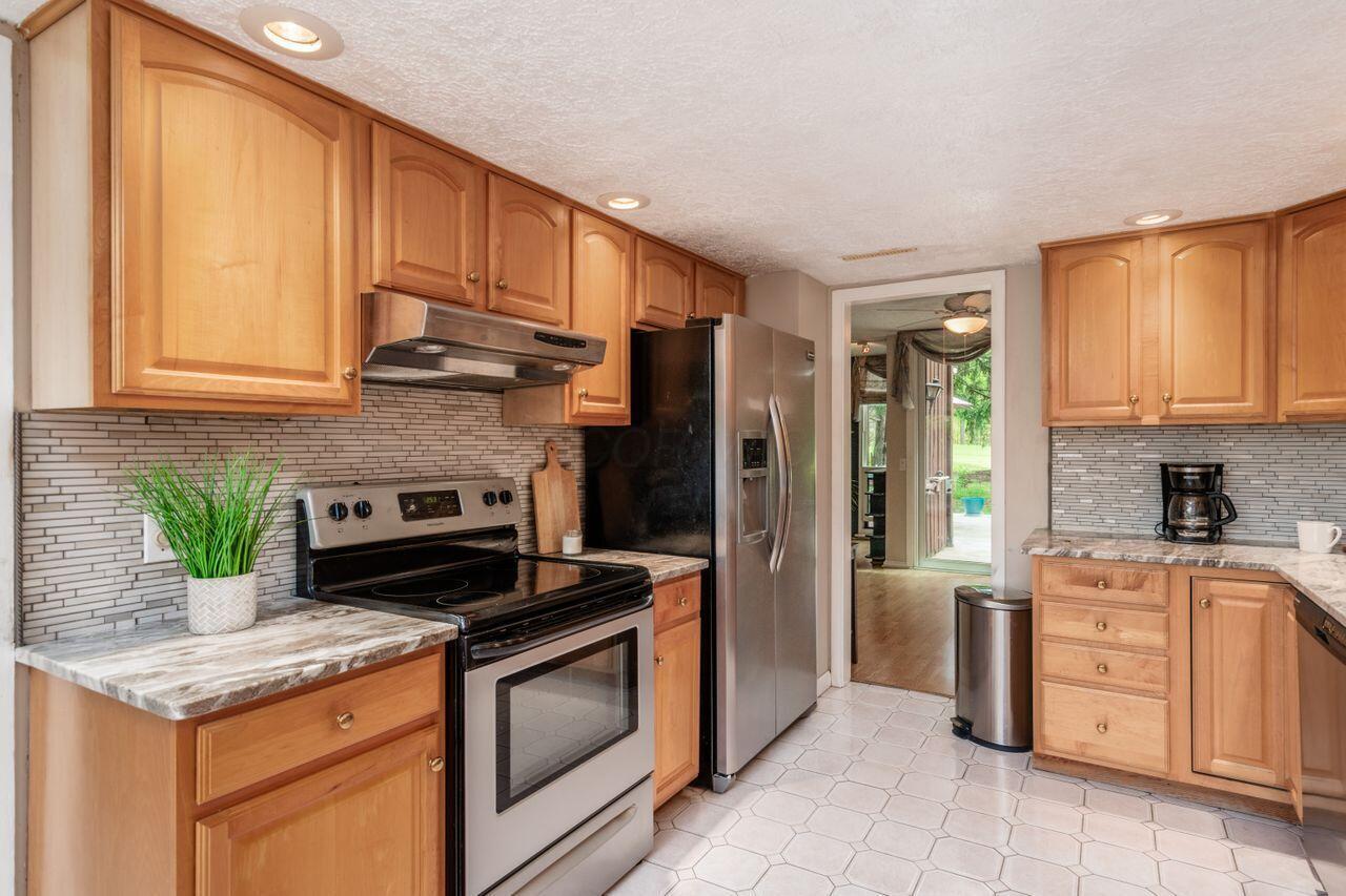 4917 Whistlewood Lane #5, Westerville, Ohio image 7