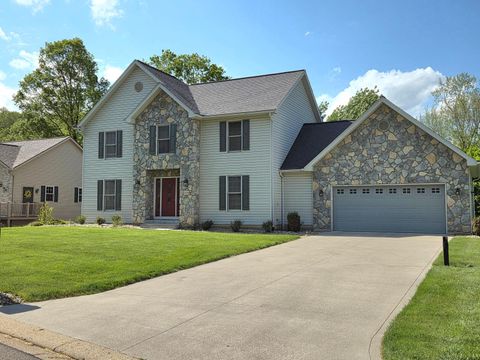 Homes For Sale - 1416 Meggin Melanne Lane<br/> Newark, OH 43055