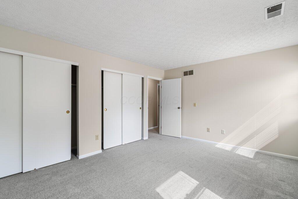 Columbus, Ohio 43230, United States, 4 Bedrooms Bedrooms, ,3 BathroomsBathrooms,Residential,Contingent,125075