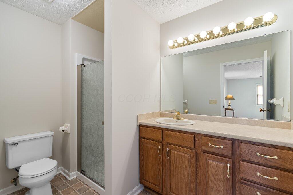 Columbus, Ohio 43230, United States, 4 Bedrooms Bedrooms, ,3 BathroomsBathrooms,Residential,Contingent,125075