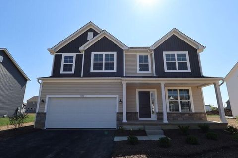 Photo of 1717 Longhill Drive, Delaware, OH 43015 (MLS # 225027925) Photo of 1717 Longhill Drive, Delaware, OH 43015 (MLS # 225027925)