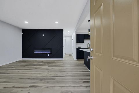 Tiny photo for 1684 E Blake Avenue, Columbus, OH 43219 (MLS # 226002393)