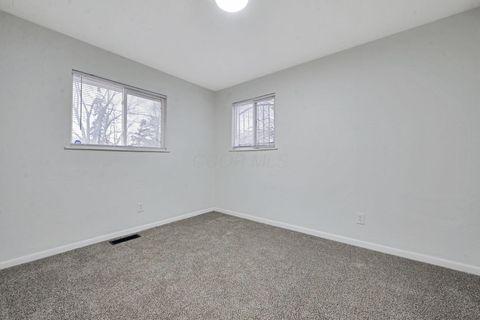 Tiny photo for 1684 E Blake Avenue, Columbus, OH 43219 (MLS # 226002393)