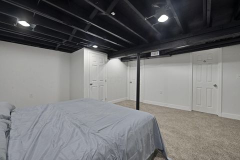 Tiny photo for 1684 E Blake Avenue, Columbus, OH 43219 (MLS # 226002393)