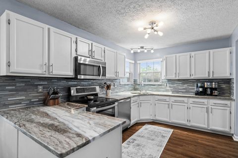 Tiny photo for 2424 Mills Fall Drive, Hilliard, OH 43026 (MLS # 225044447)