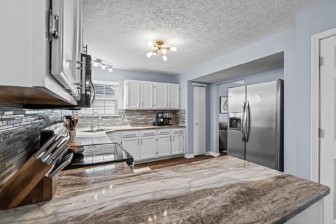 Tiny photo for 2424 Mills Fall Drive, Hilliard, OH 43026 (MLS # 225044447)