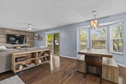 Tiny photo for 2424 Mills Fall Drive, Hilliard, OH 43026 (MLS # 225044447)