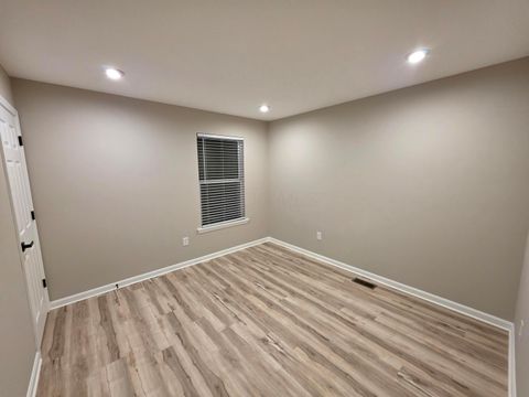 Tiny photo for 4878 Amber Crossing Drive, Columbus, OH 43232 (MLS # 226000909)