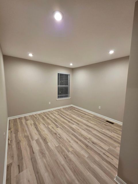 Tiny photo for 4878 Amber Crossing Drive, Columbus, OH 43232 (MLS # 226000909)