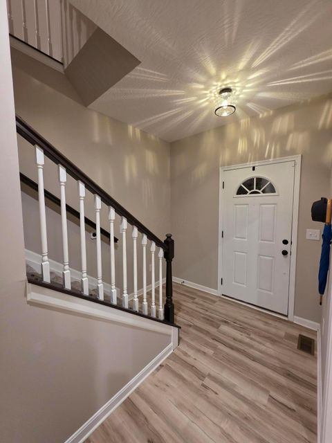 Tiny photo for 4878 Amber Crossing Drive, Columbus, OH 43232 (MLS # 226000909)