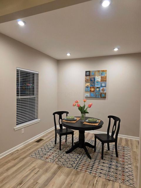 Tiny photo for 4878 Amber Crossing Drive, Columbus, OH 43232 (MLS # 226000909)