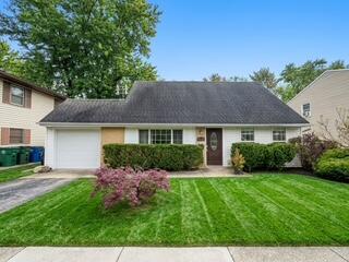 Photo of 1610 Genoa Place, Columbus, OH 43227 (MLS # 226039318)