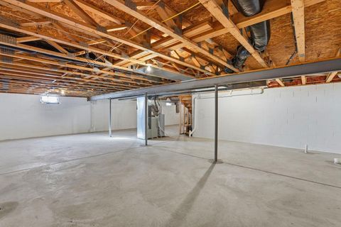 Tiny photo for 3782 Willowtree Lane, Columbus, OH 43207 (MLS # 226002812)