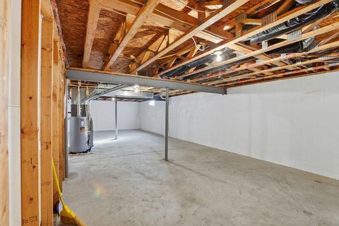 Tiny photo for 3782 Willowtree Lane, Columbus, OH 43207 (MLS # 226002812)